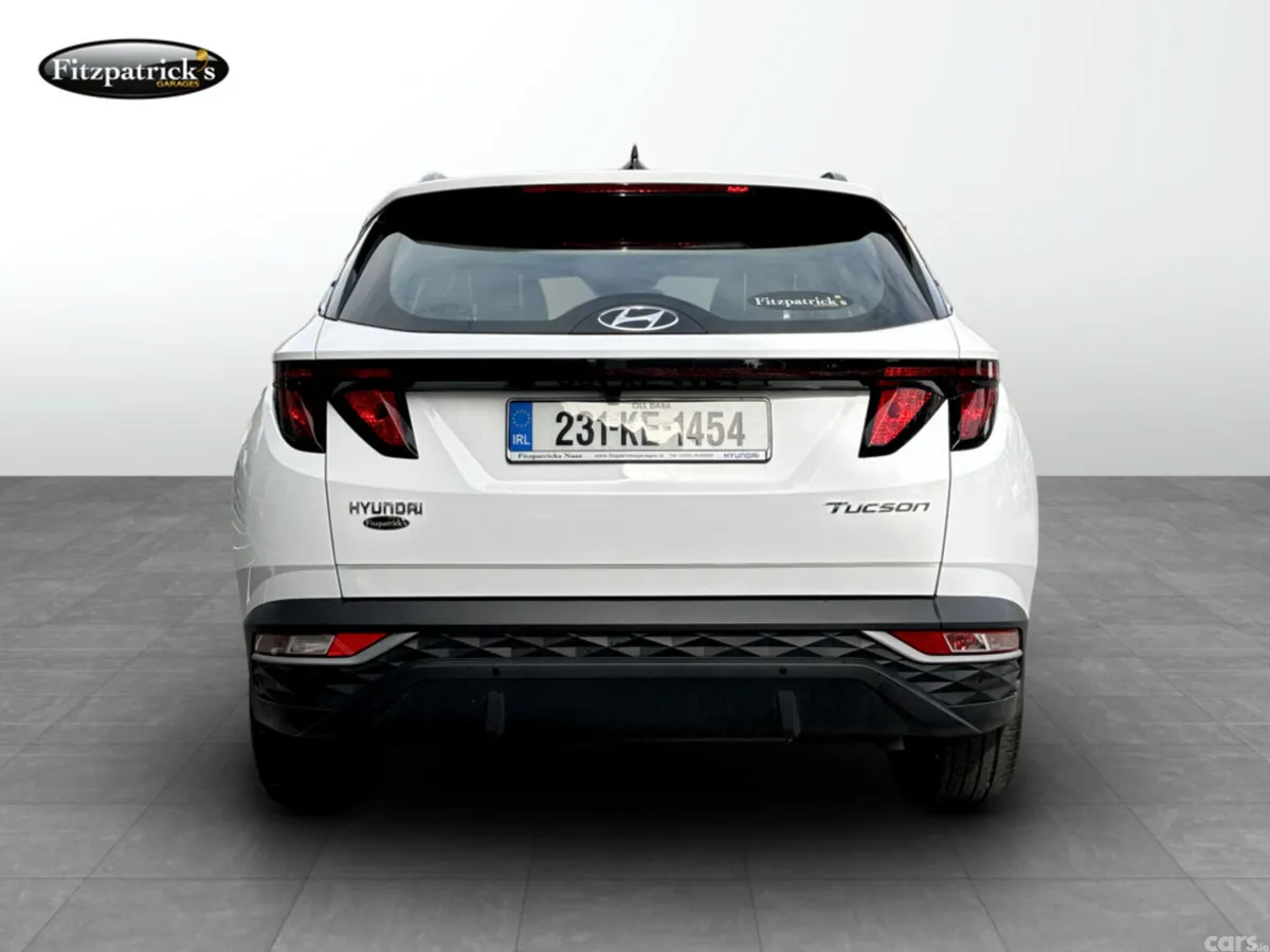 Hyundai Tucson MPV, Diesel, 2023, White