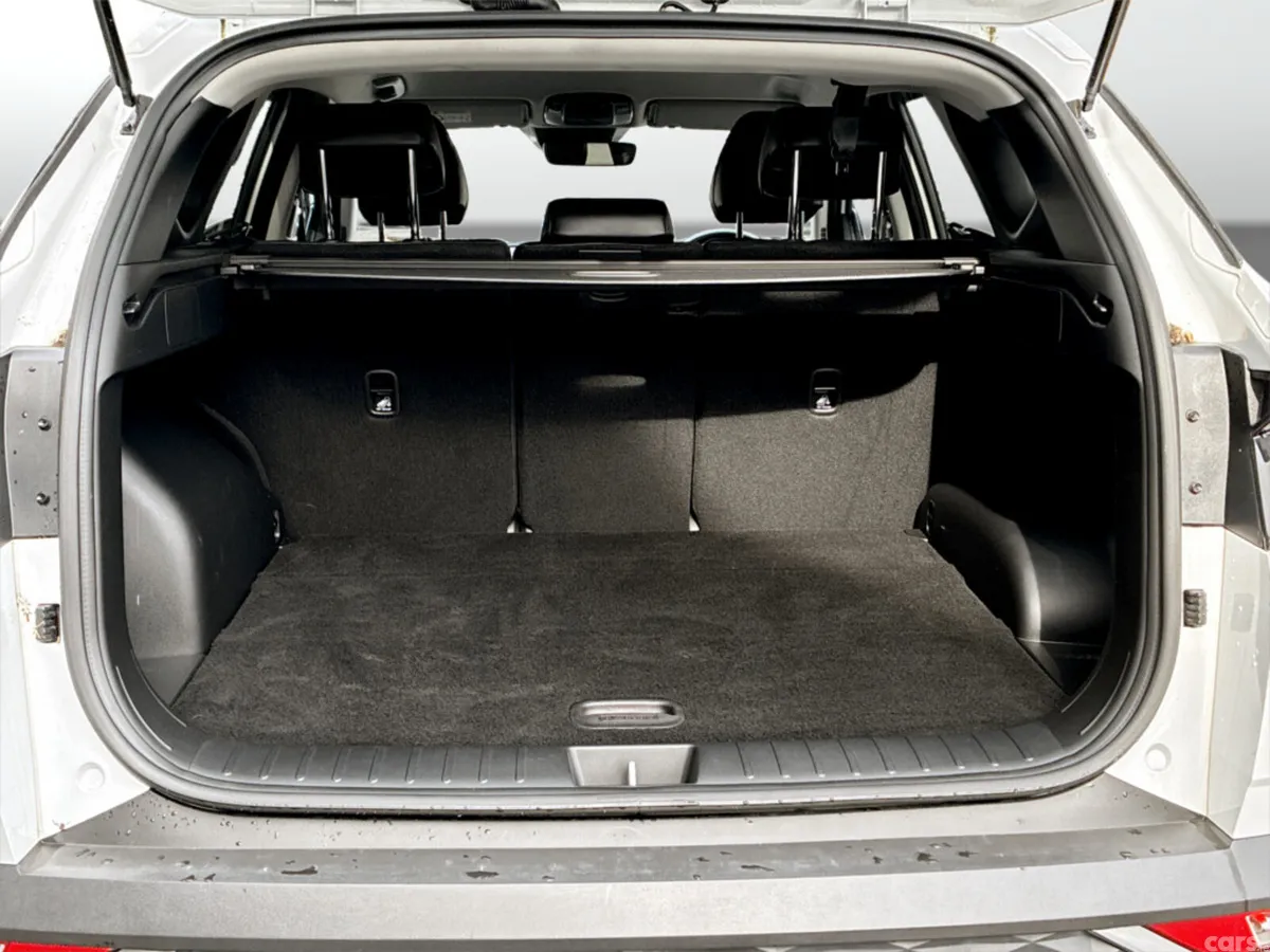 Hyundai Tucson MPV, Diesel, 2023, White