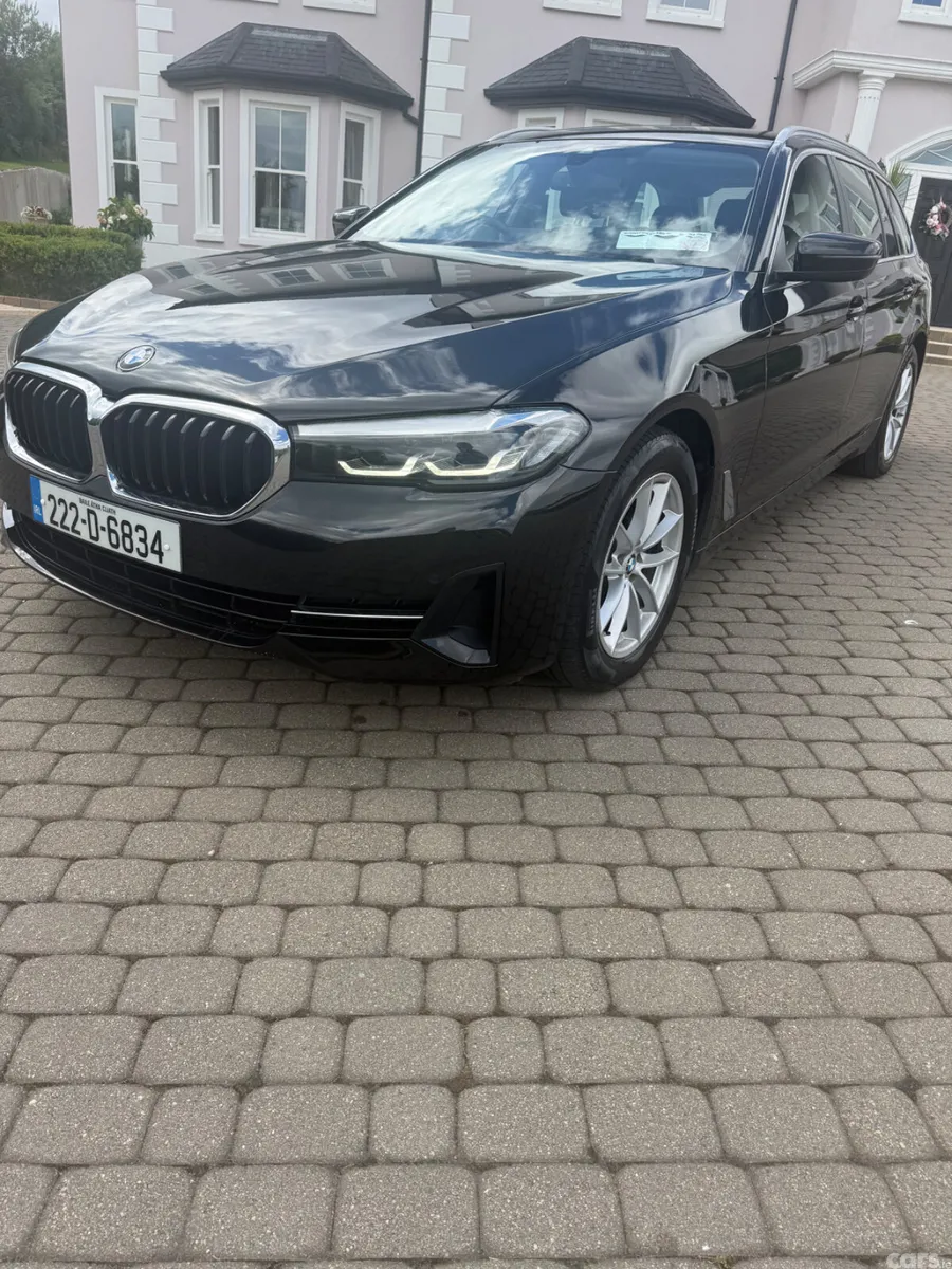 BMW 5-Series Estate/Jeep, Diesel, 2022, Black
