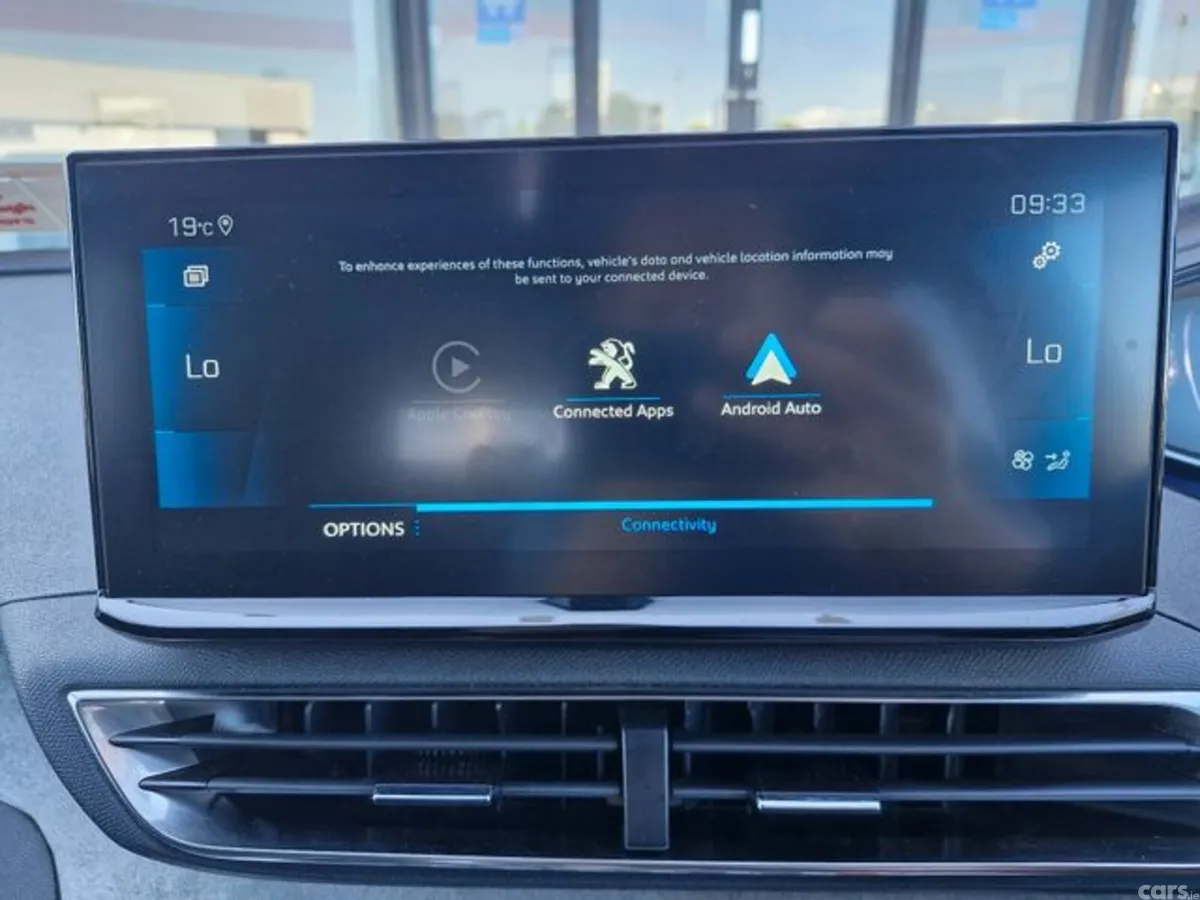 Peugeot 3008 MPV, Diesel, 2024, Grey