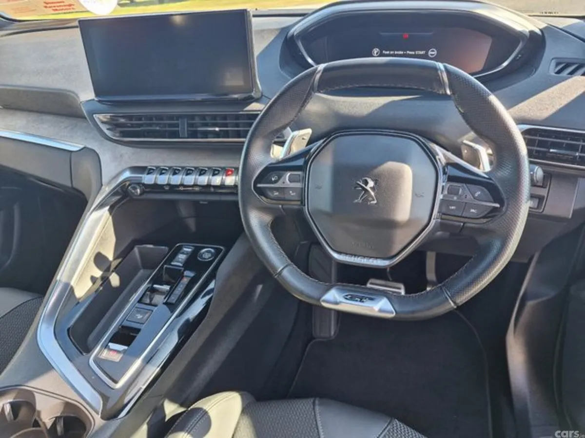 Peugeot 3008 MPV, Diesel, 2024, Grey