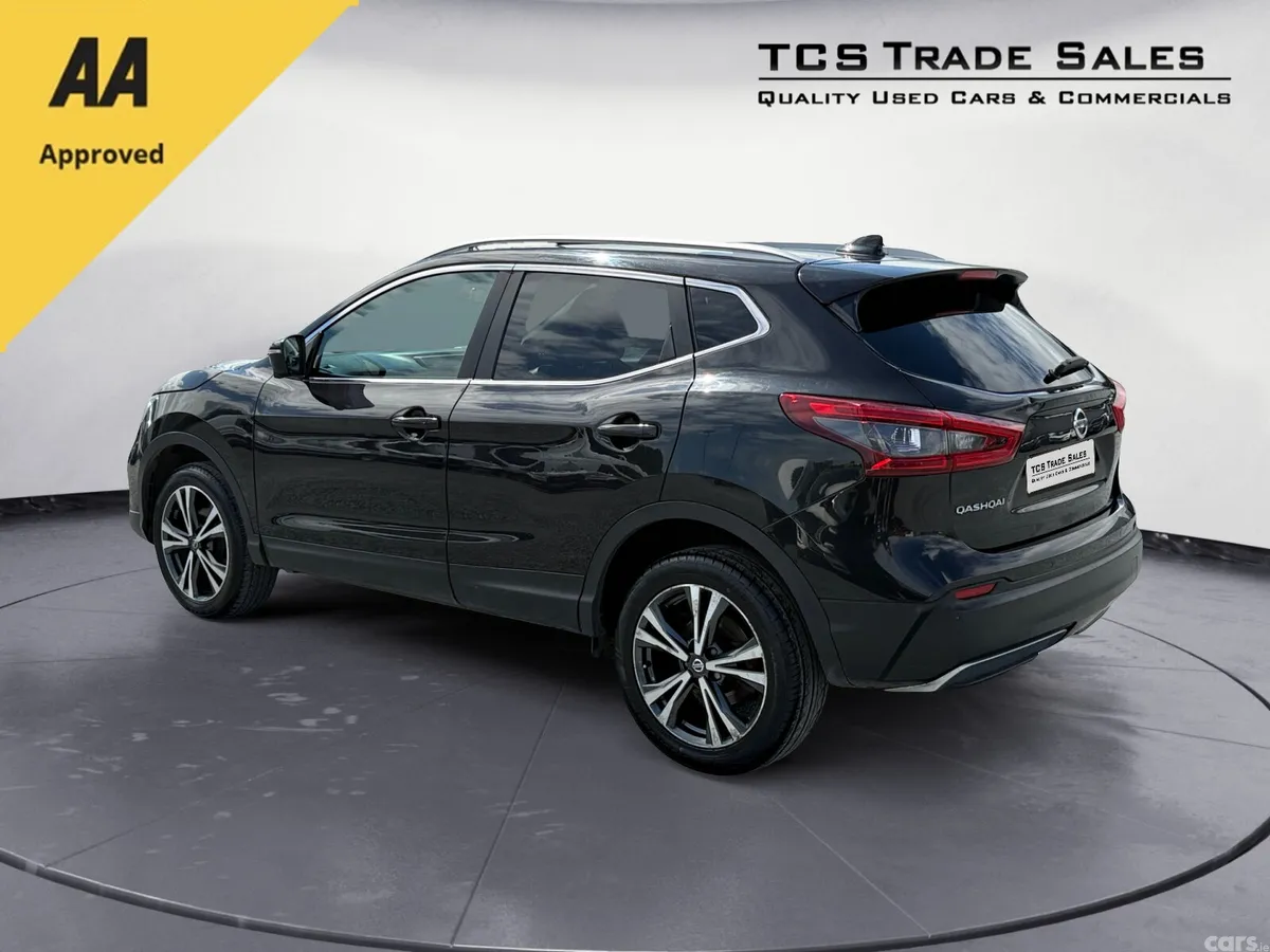 Nissan Qashqai Hatchback, Diesel, 2018, Black