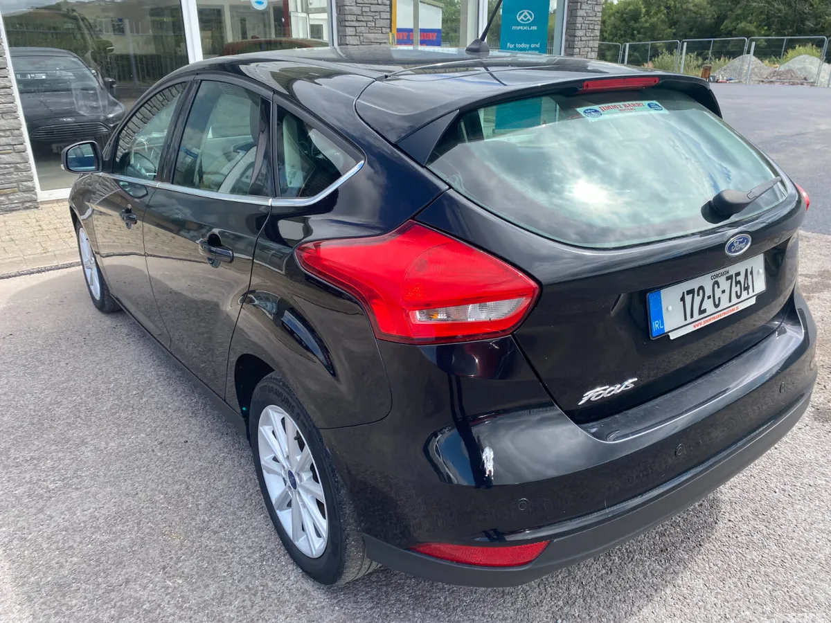 Ford Focus Hatchback, Diesel, 2017, Black