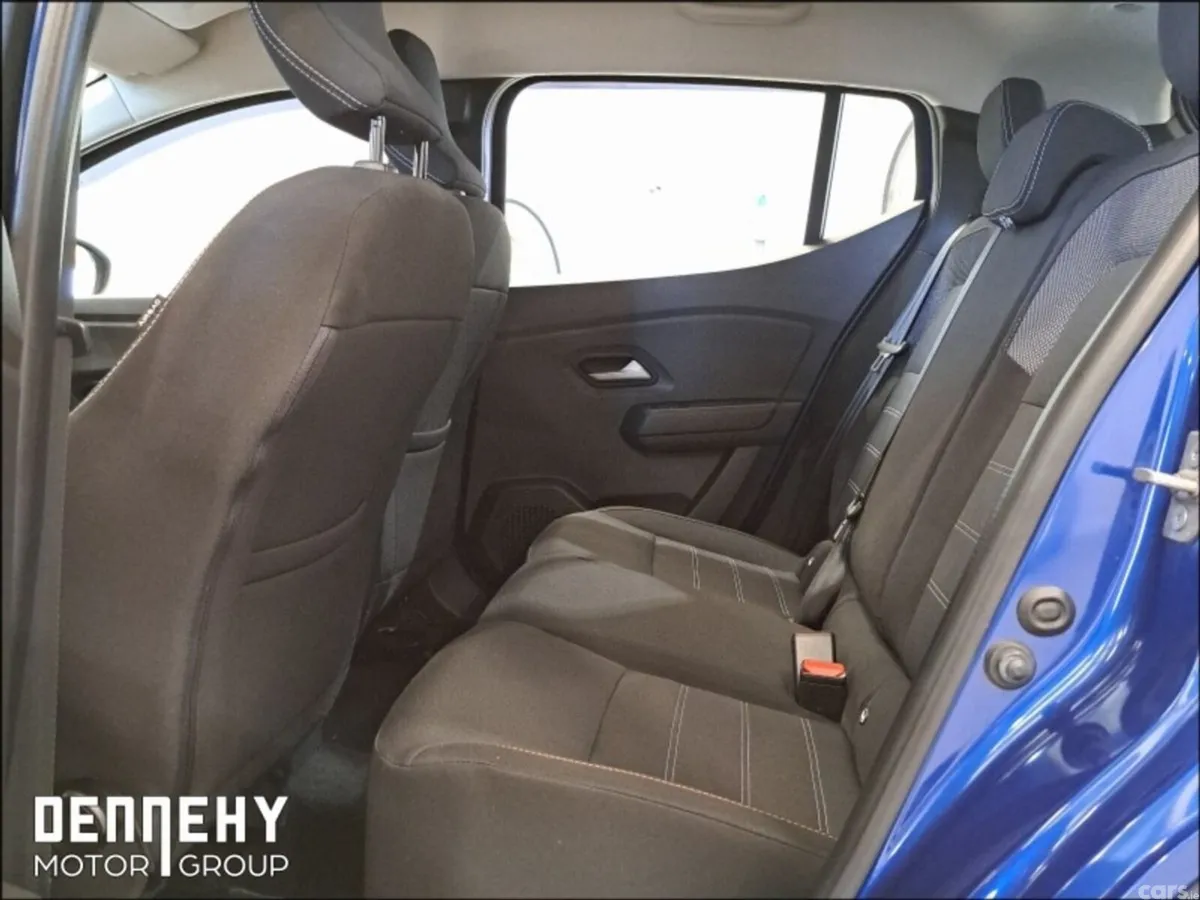 Dacia Sandero Stepway Hatchback, Petrol, 2023, Blue