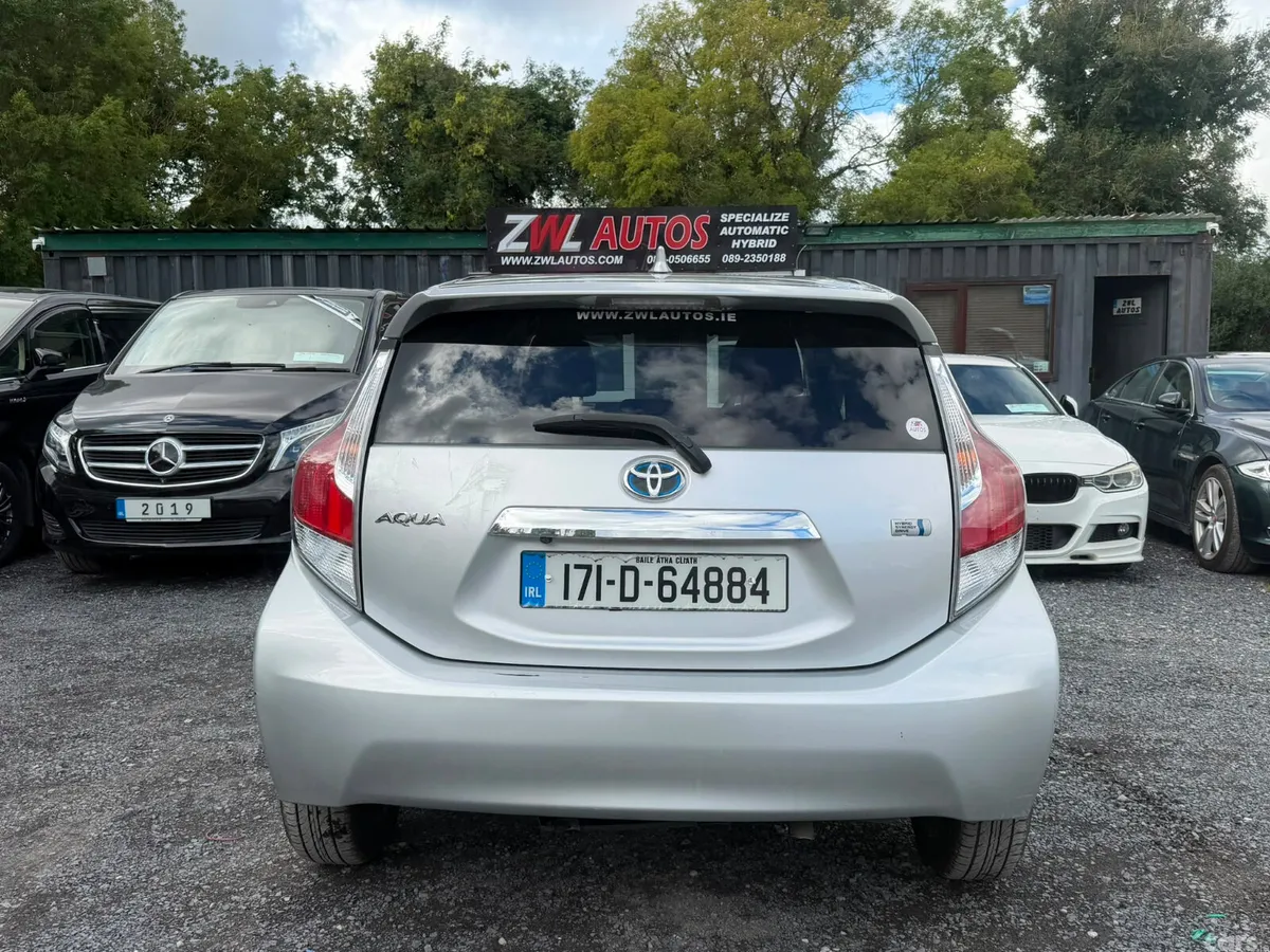 Toyota Aqua Hatchback, Petrol Hybrid, 2017, Silver