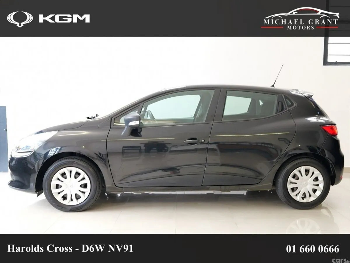 Renault Clio Hatchback, Petrol, 2016, Black