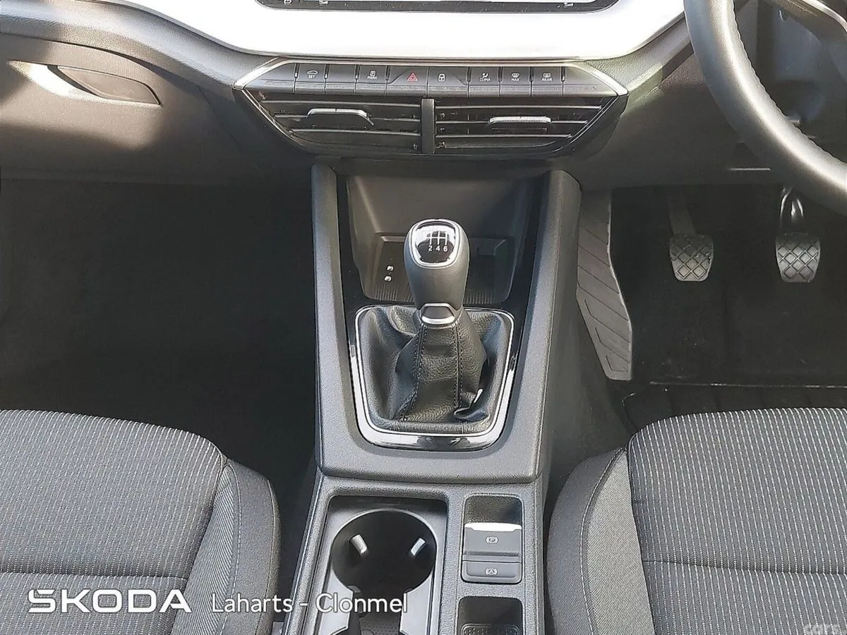 Skoda Octavia Saloon, Diesel, 2026, Silver