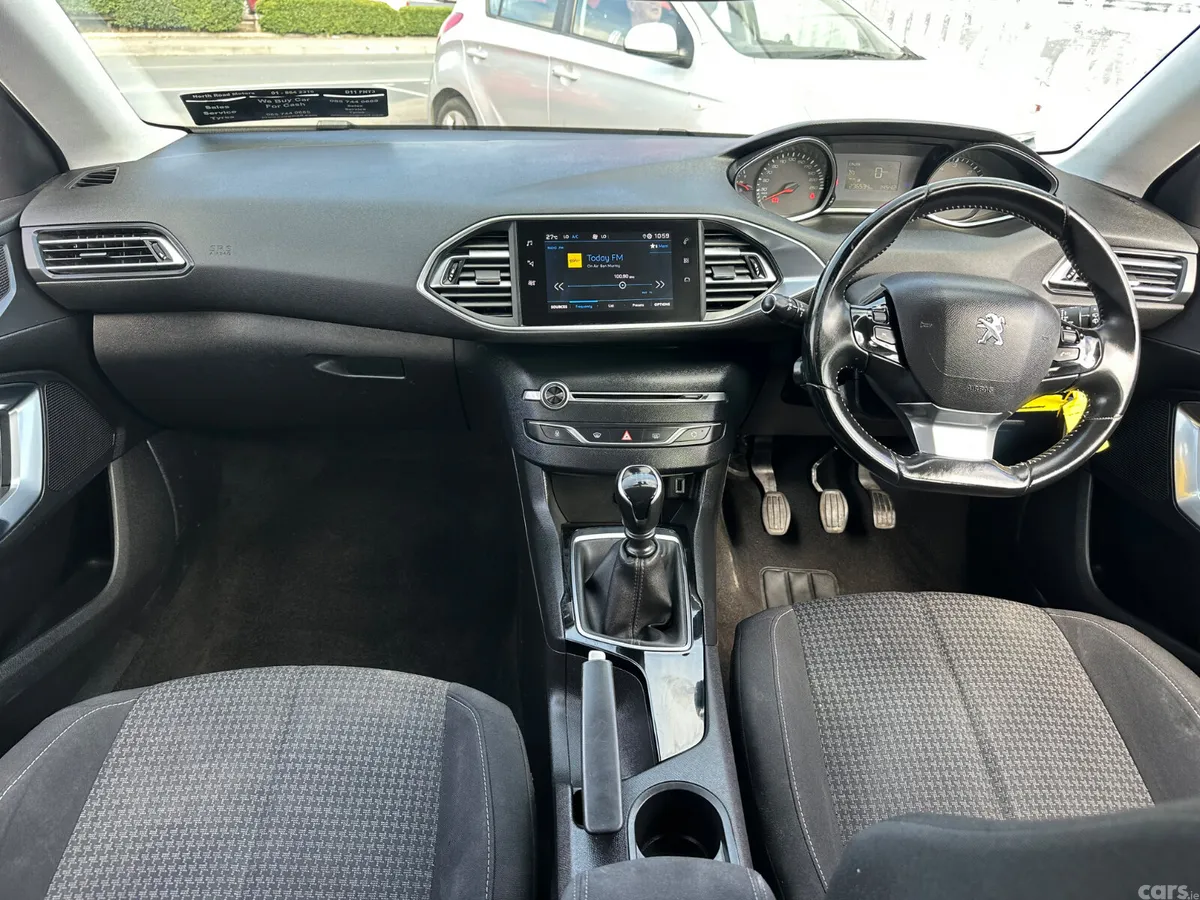 Peugeot 308 Estate, Diesel, 2020, White