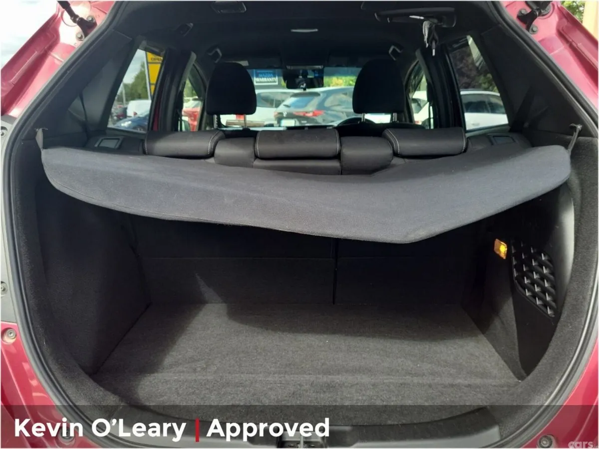 Honda Fit Hatchback, Petrol Hybrid, 2017, Red