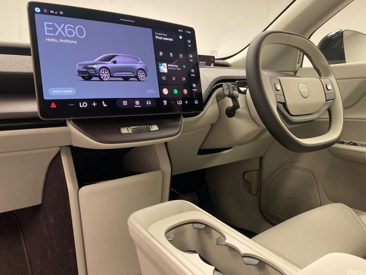 Volvo EX60 Estate, Electric, 2027, Green