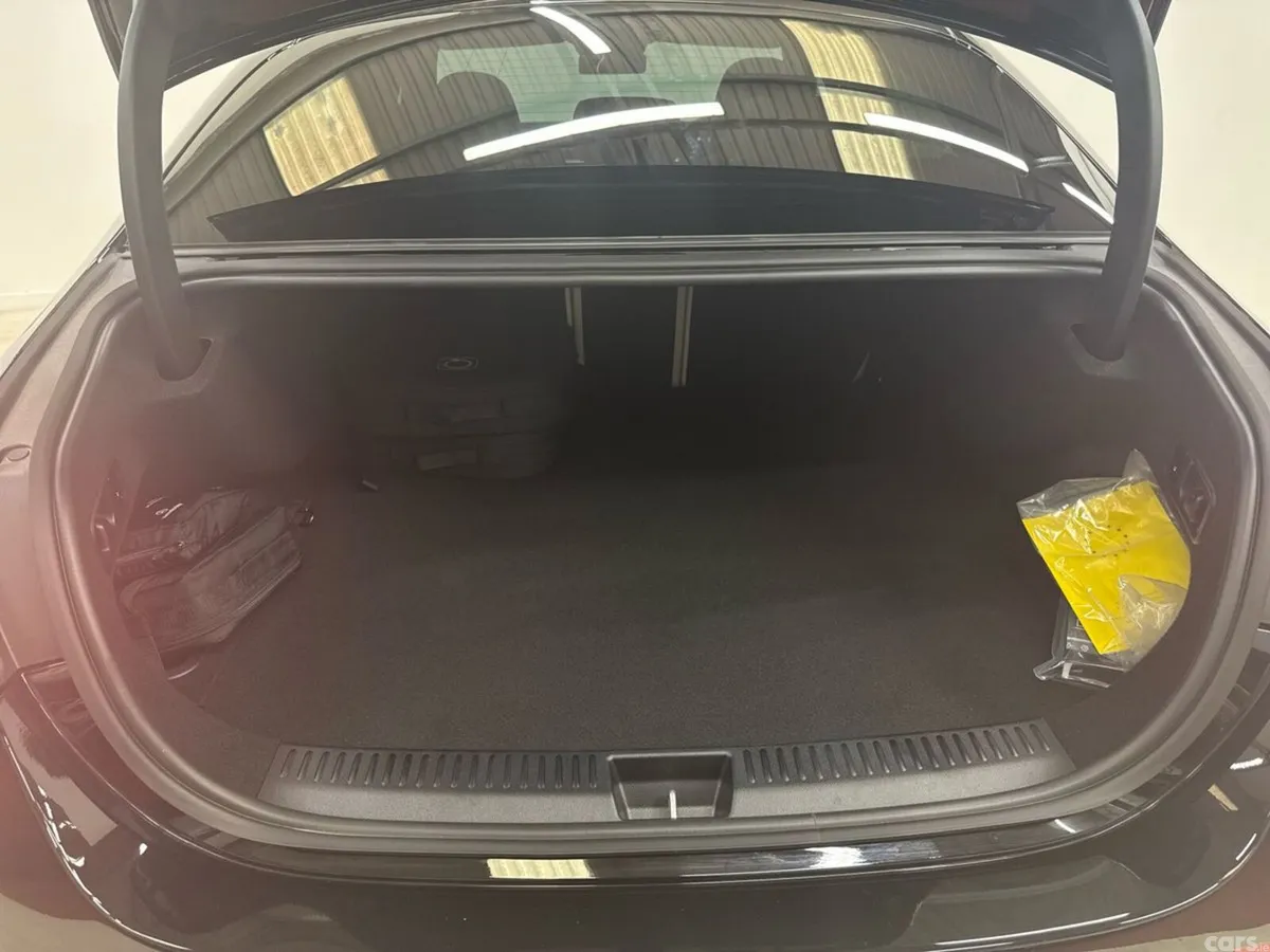 Mercedes-Benz E-Class Saloon, Petrol Plug-in Hybrid, 2026, Black