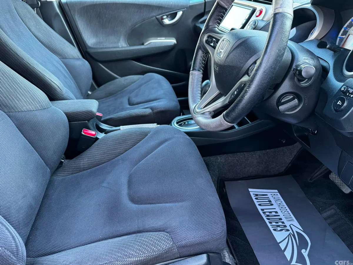 Honda Fit Hatchback, Petrol Hybrid, 2012, Silver