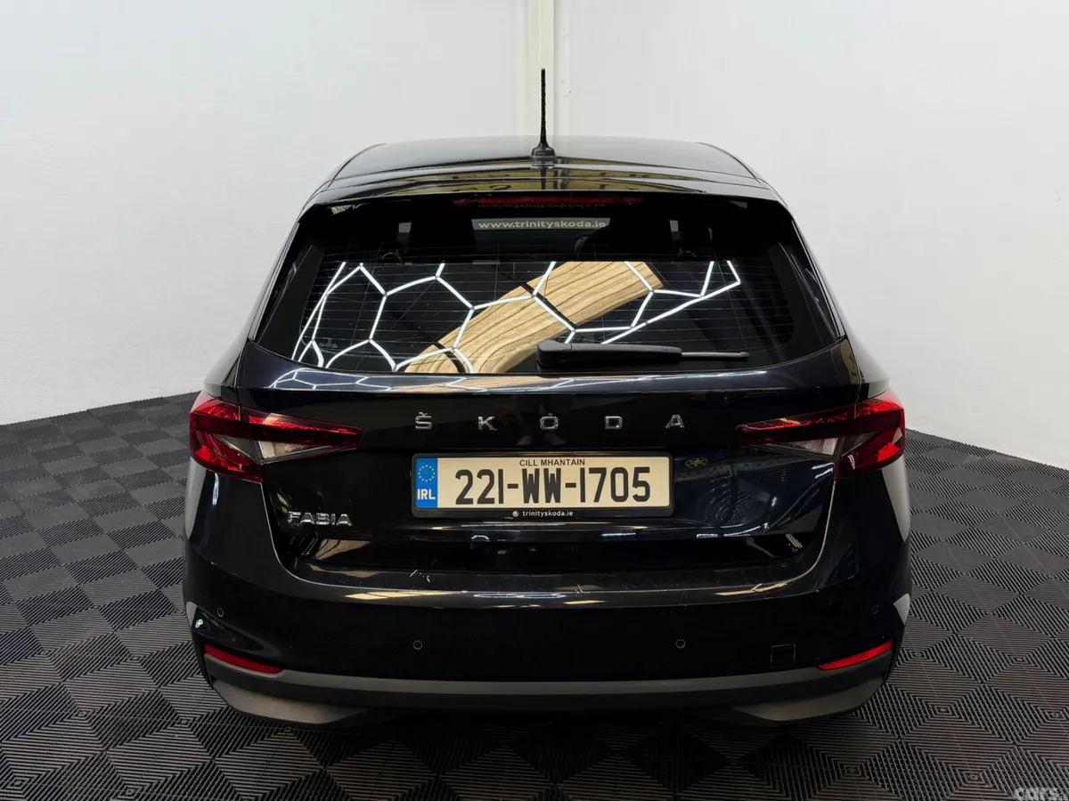 Skoda Fabia Hatchback, Petrol, 2022, Black