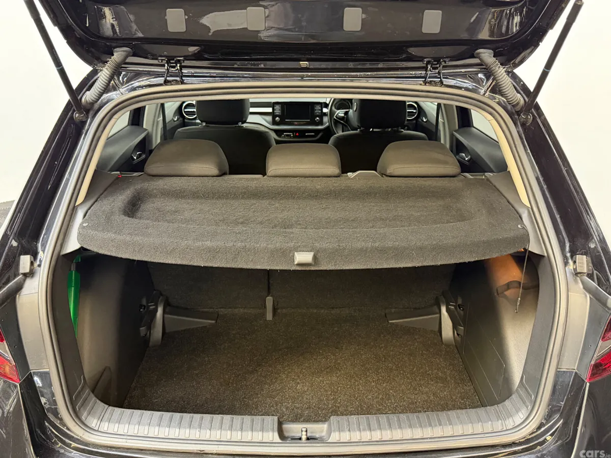 Skoda Fabia Hatchback, Petrol, 2022, Black