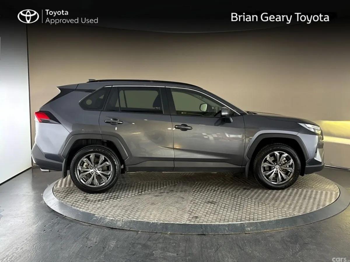 Toyota RAV4 SUV, Petrol Hybrid, 2025, Grey