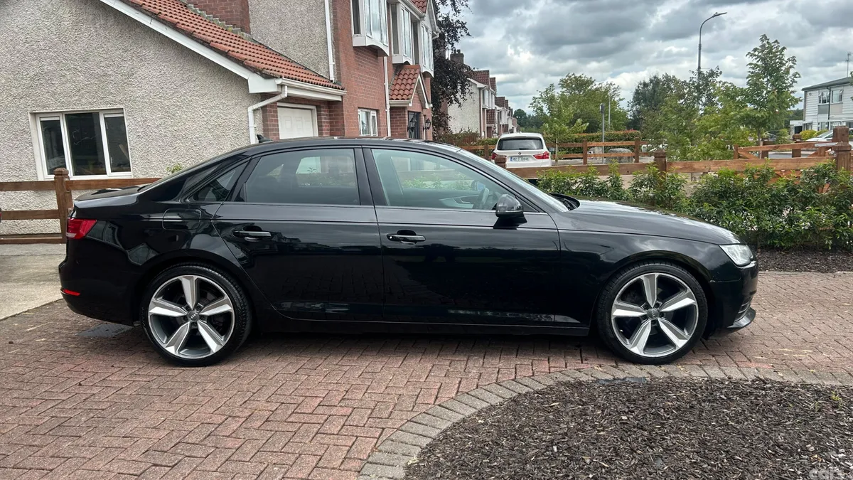 Audi A4 Saloon, Diesel, 2017, Black
