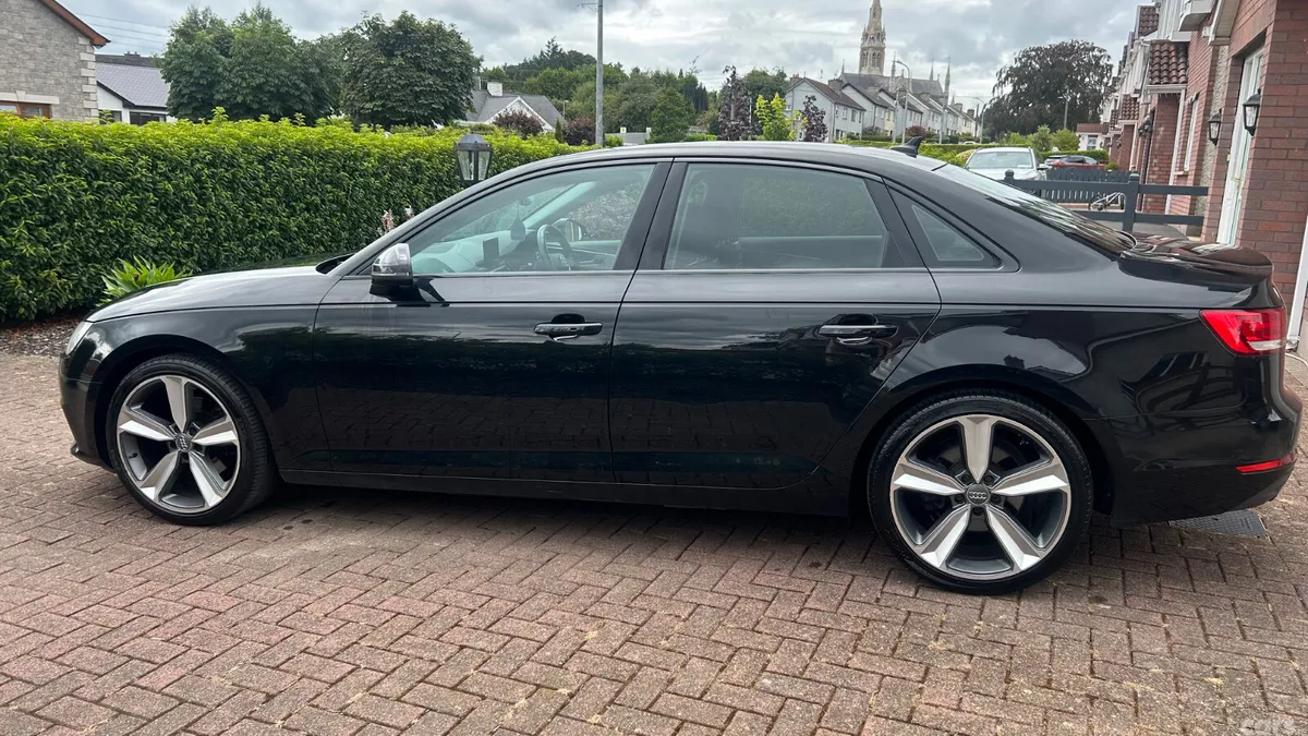 Audi A4 Saloon, Diesel, 2017, Black