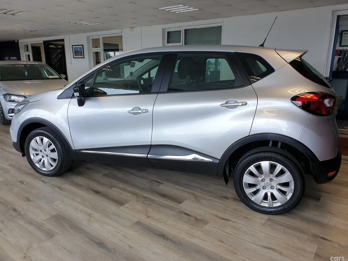 Renault Captur Hatchback, Diesel, 2017, Grey