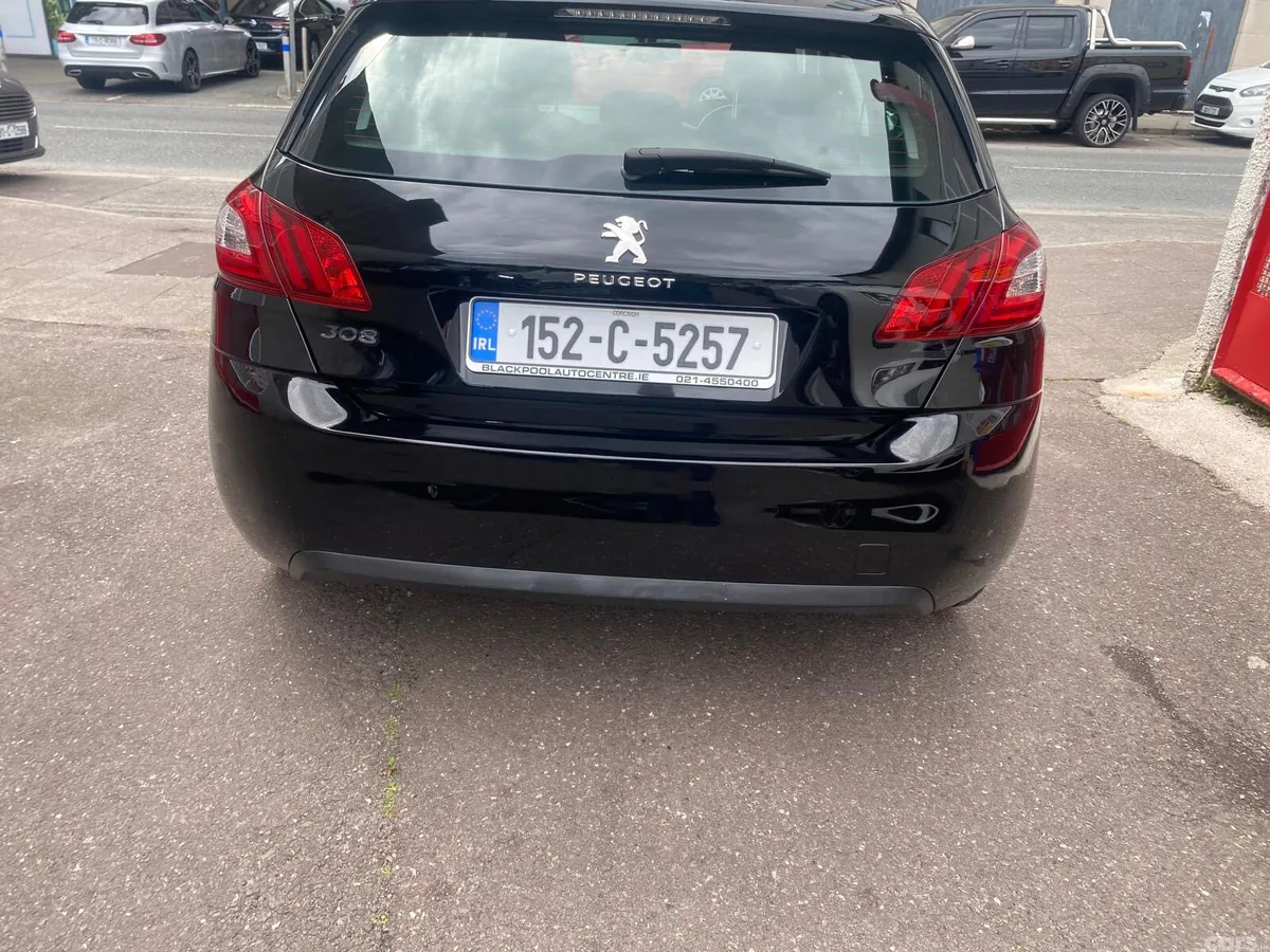 Peugeot 308 Hatchback, Petrol, 2015, Black