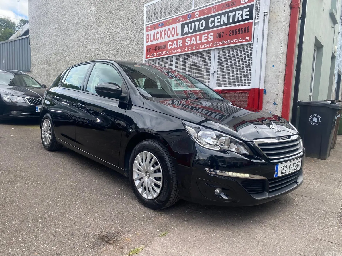 Peugeot 308 Hatchback, Petrol, 2015, Black