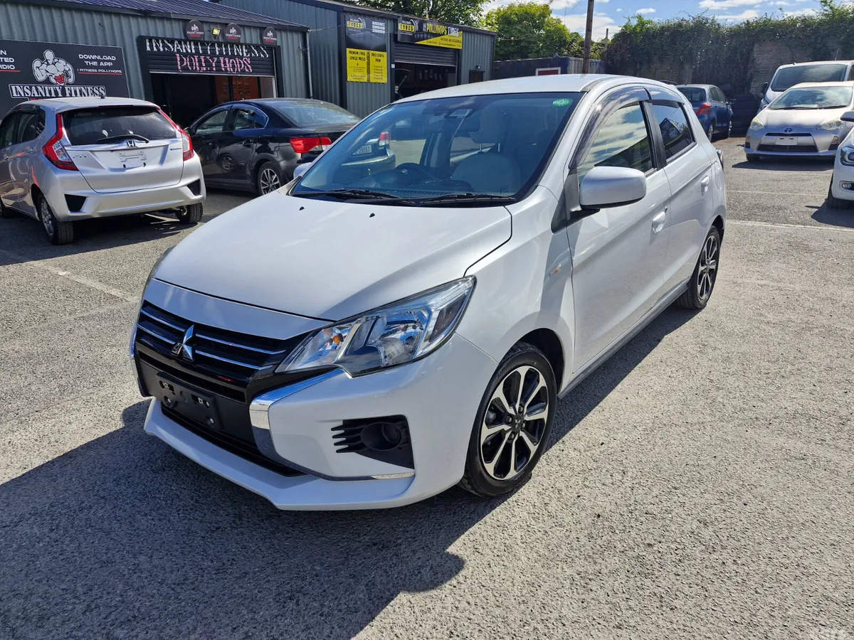 Mitsubishi Mirage Hatchback, Petrol, 2020, White