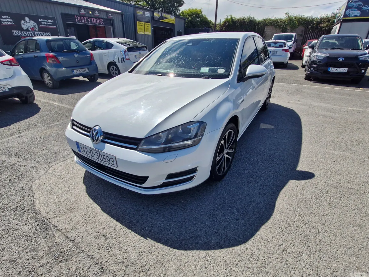 Volkswagen Golf Hatchback, Petrol, 2014, White