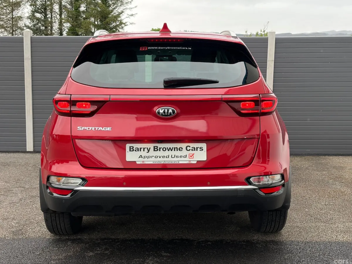 Kia Sportage MPV, Diesel, 2020, Red