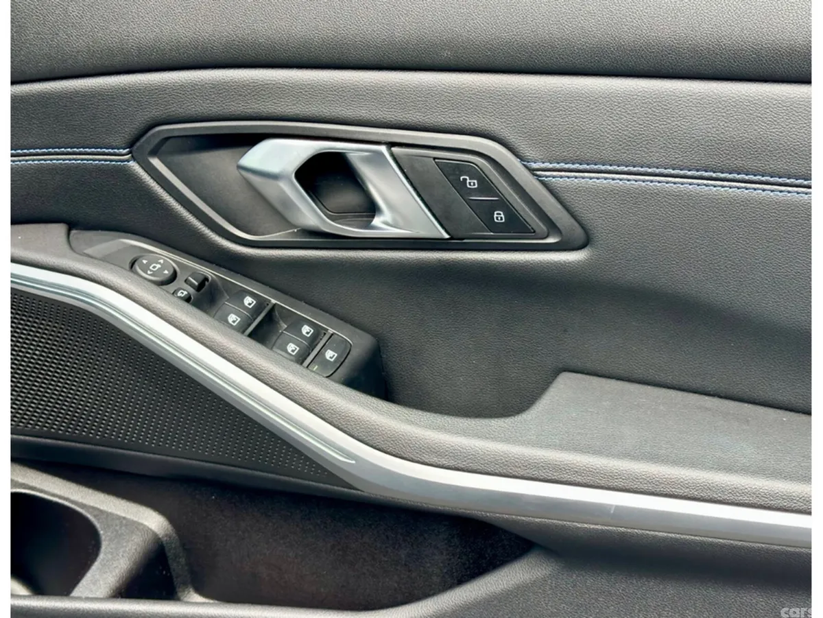 BMW 3-Series Saloon, Petrol Plug-in Hybrid, 2024, Grey