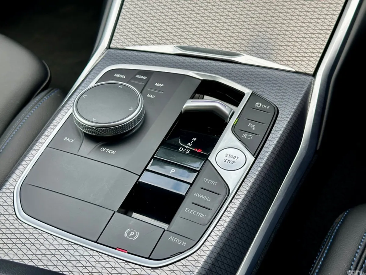 BMW 3-Series Saloon, Petrol Plug-in Hybrid, 2024, Grey