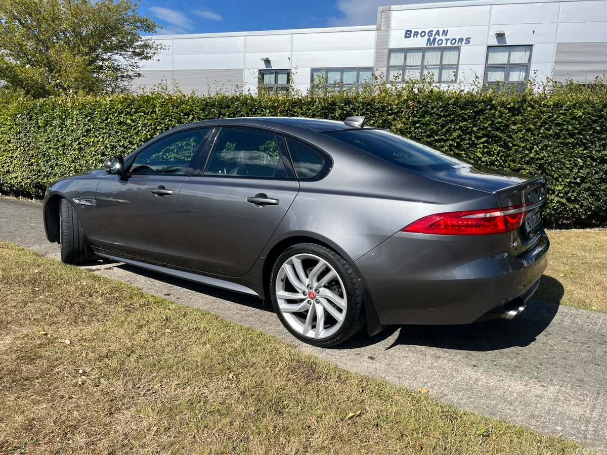 Jaguar XF Saloon, Diesel, 2018, Grey