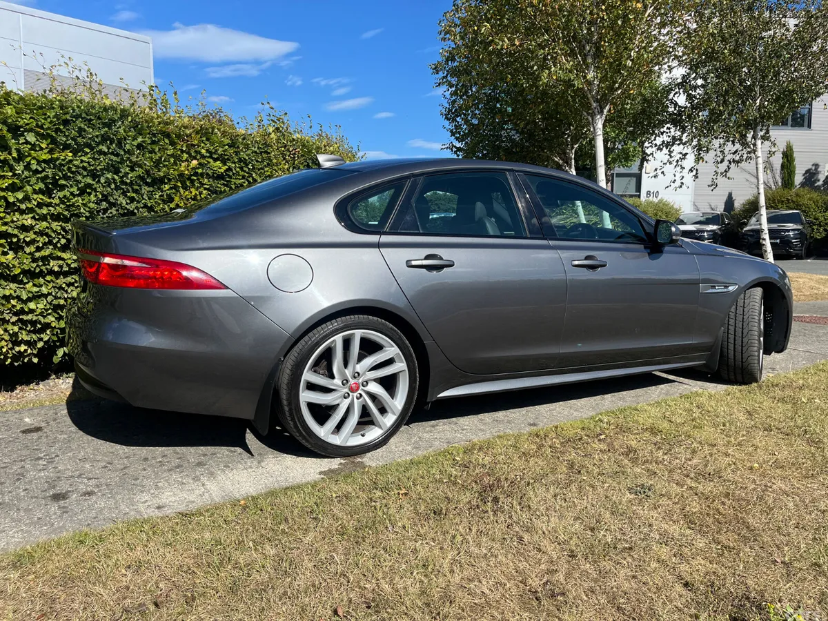 Jaguar XF Saloon, Diesel, 2018, Grey
