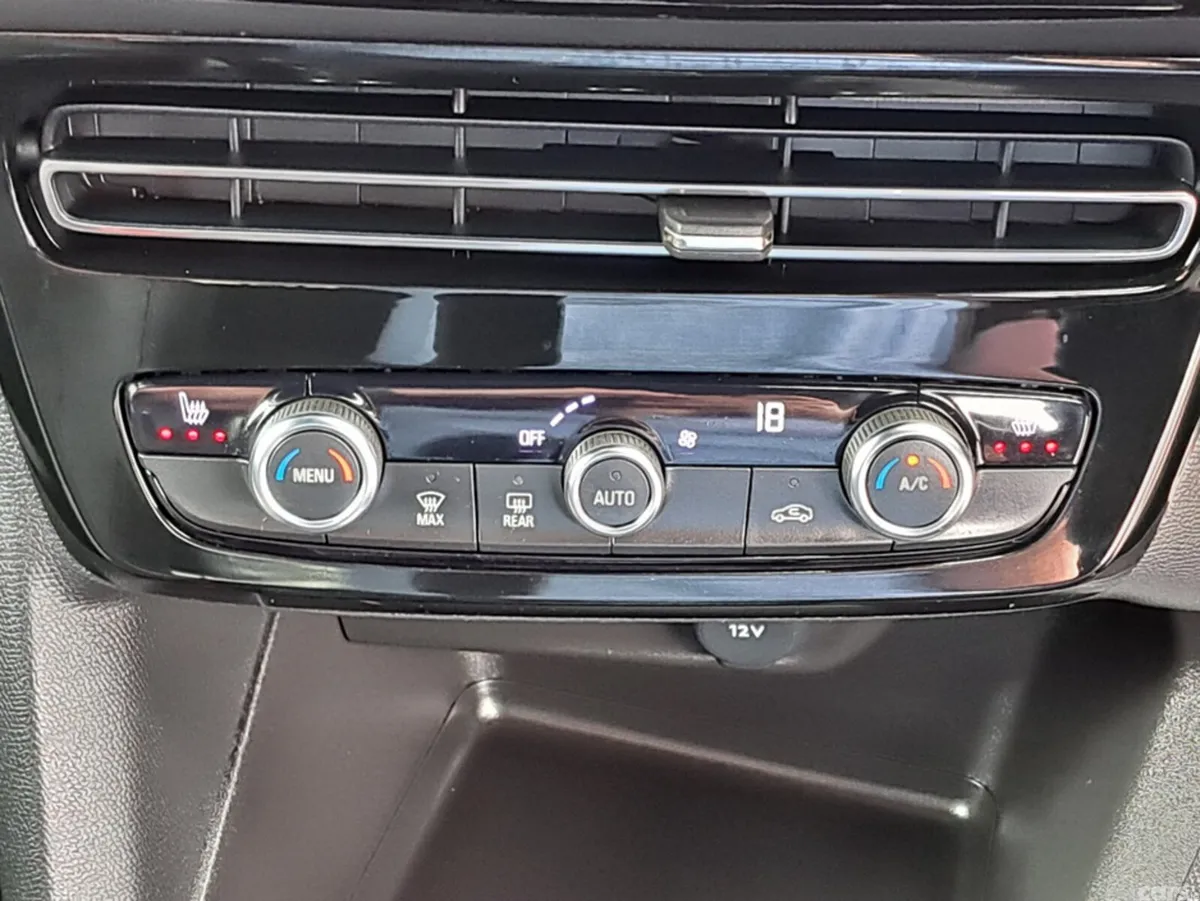 Opel Mokka SUV, Diesel, 2024, Red
