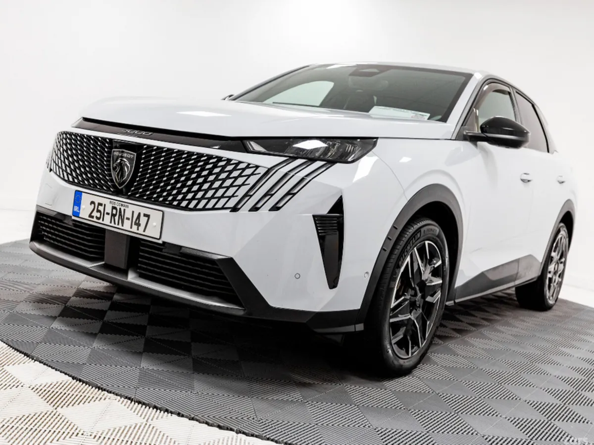 Peugeot 3008 SUV, Petrol, 2025, White