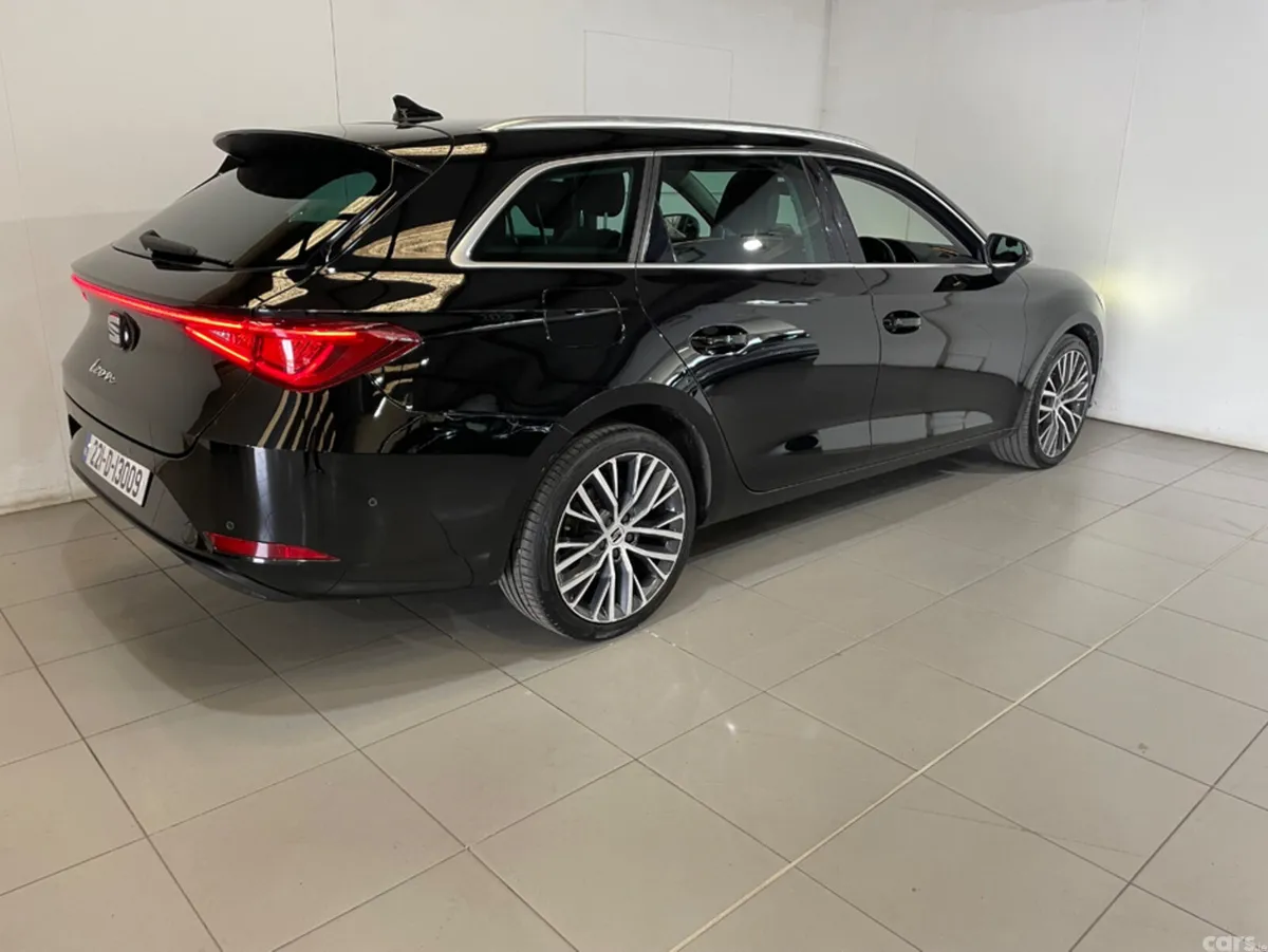 SEAT Leon Hatchback, Diesel, 2022, Black