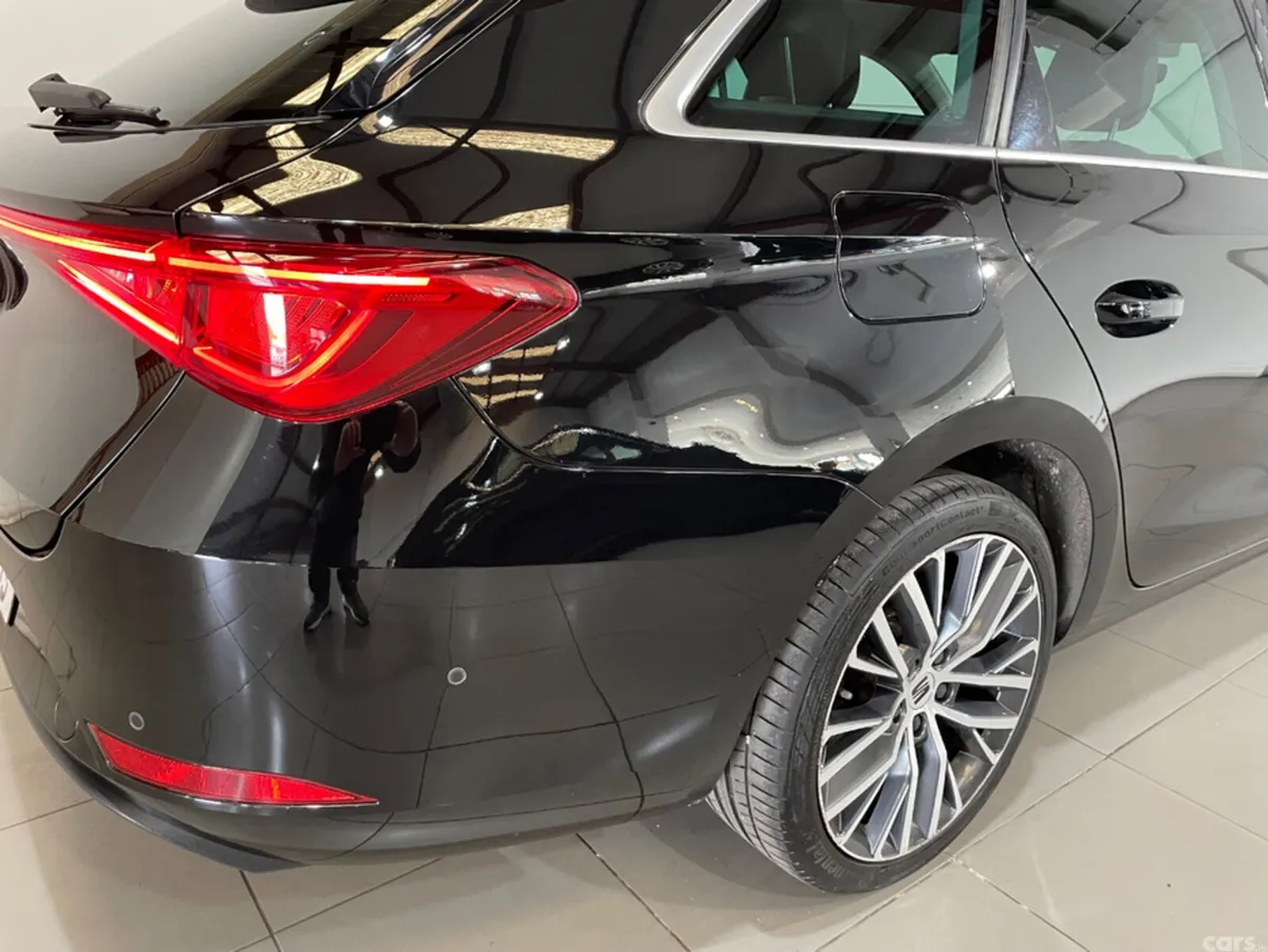 SEAT Leon Hatchback, Diesel, 2022, Black