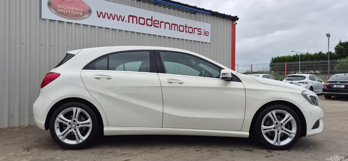 Mercedes-Benz A-Class Hatchback, Petrol, 2015, White