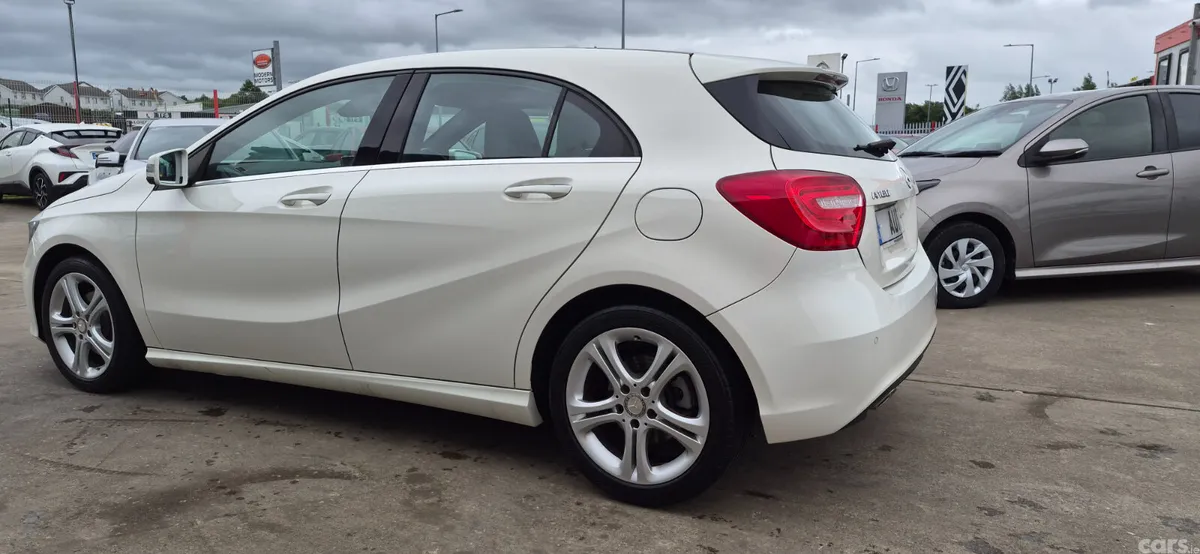 Mercedes-Benz A-Class Hatchback, Petrol, 2015, White