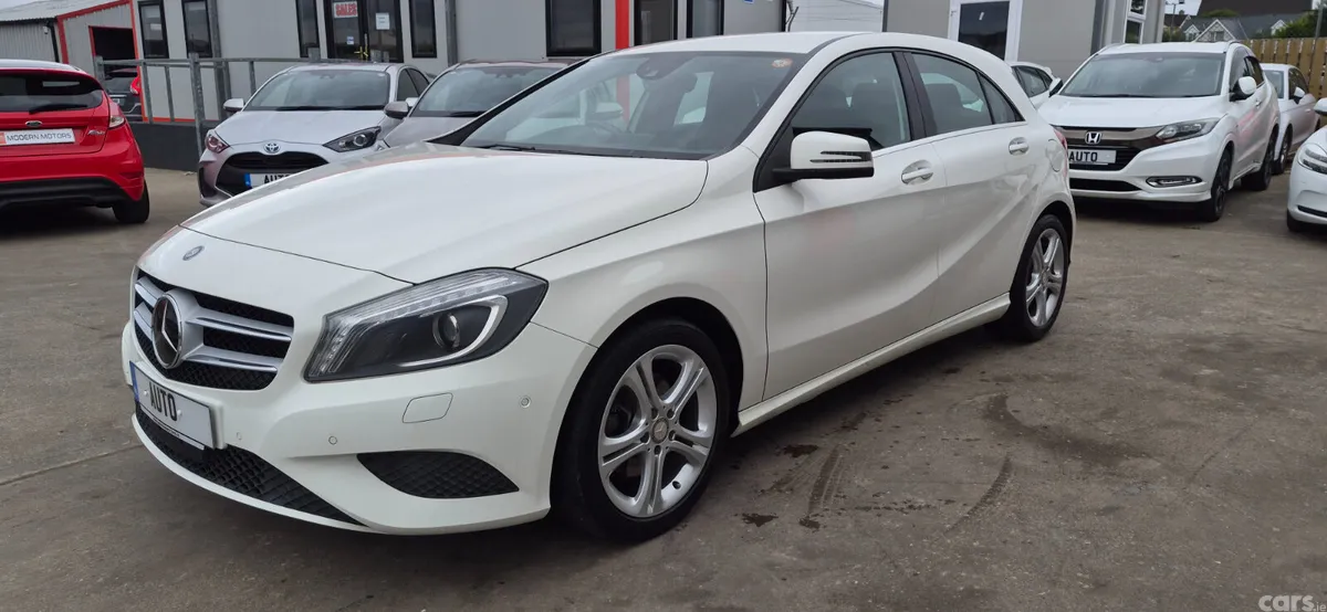 Mercedes-Benz A-Class Hatchback, Petrol, 2015, White