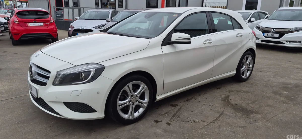 Mercedes-Benz A-Class Hatchback, Petrol, 2015, White