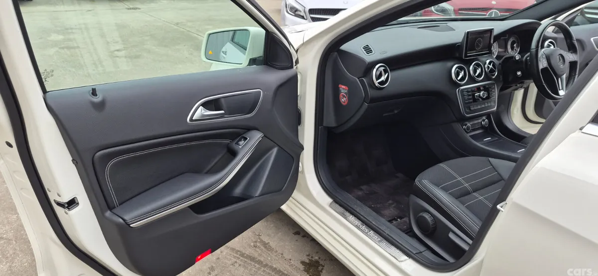 Mercedes-Benz A-Class Hatchback, Petrol, 2015, White