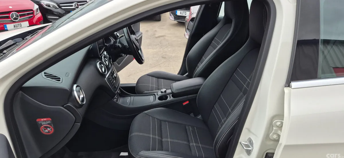 Mercedes-Benz A-Class Hatchback, Petrol, 2015, White