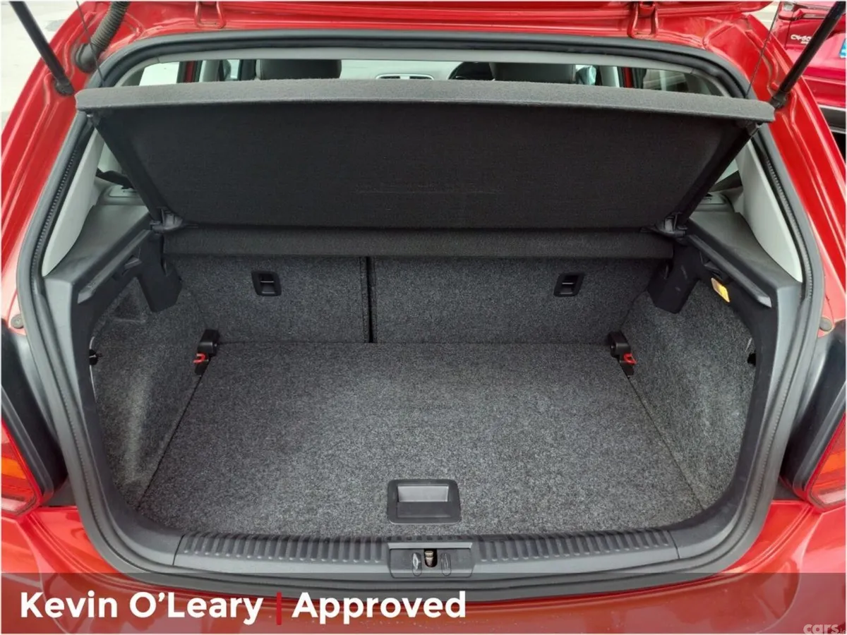 Volkswagen Polo Hatchback, Petrol, 2017, Red
