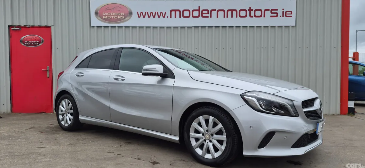 Mercedes-Benz A-Class Hatchback, Petrol, 2016, Silver