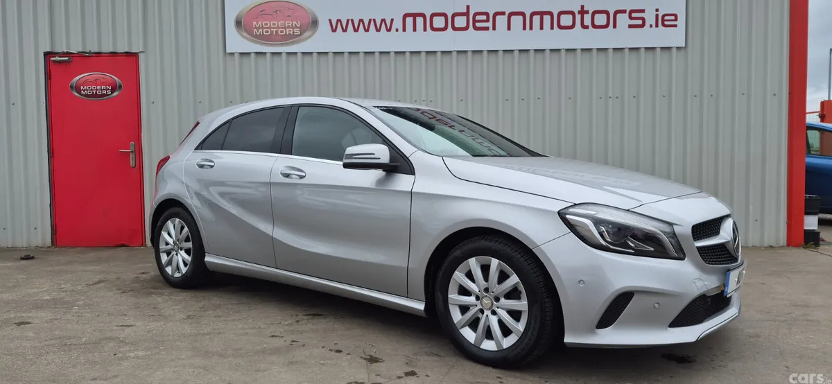 Mercedes-Benz A-Class Hatchback, Petrol, 2016, Silver
