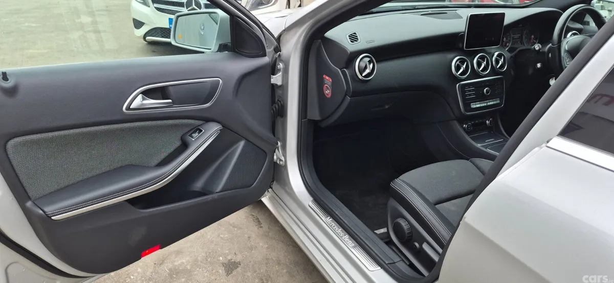 Mercedes-Benz A-Class Hatchback, Petrol, 2016, Silver