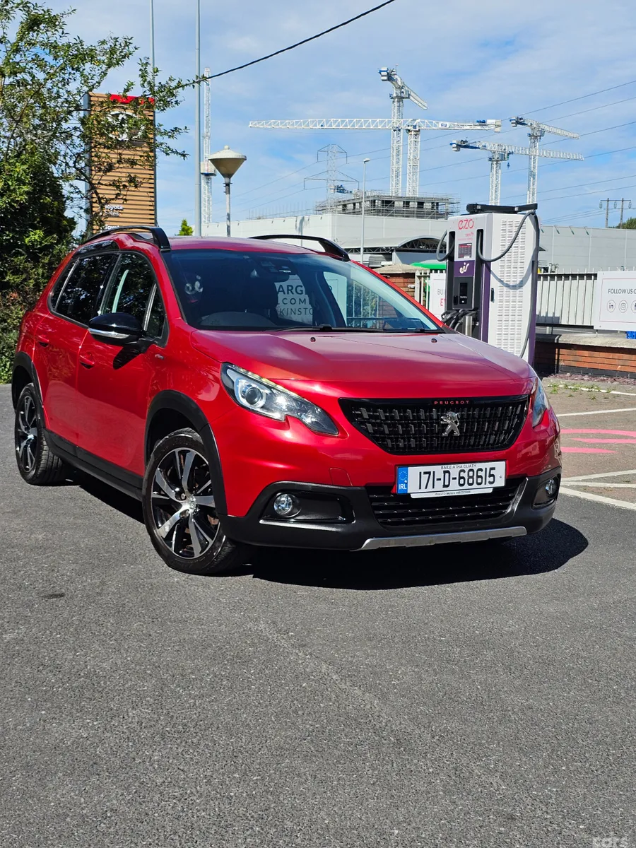 Peugeot 2008 Hatchback, Petrol, 2017, Red