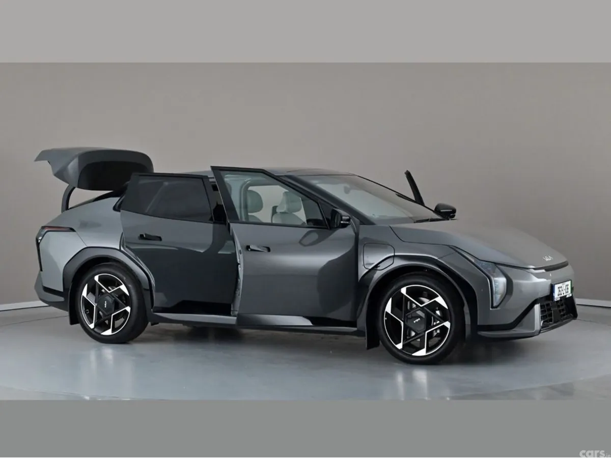 Kia EV4 Saloon, Electric, 2026, Grey
