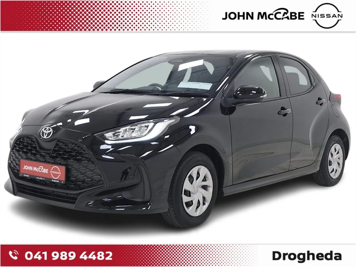 Toyota Yaris Hatchback, Petrol Hybrid, 2024, Black