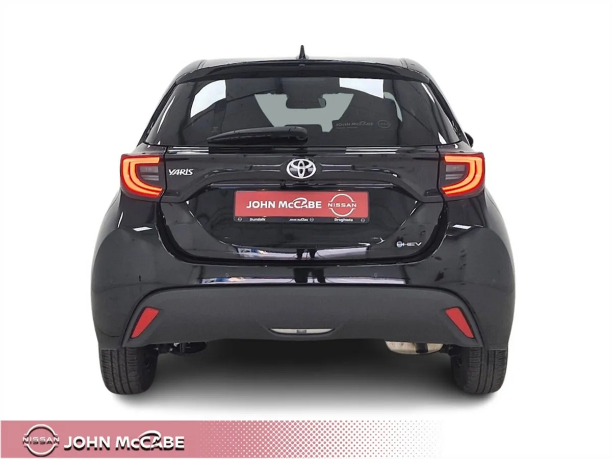 Toyota Yaris Hatchback, Petrol Hybrid, 2024, Black