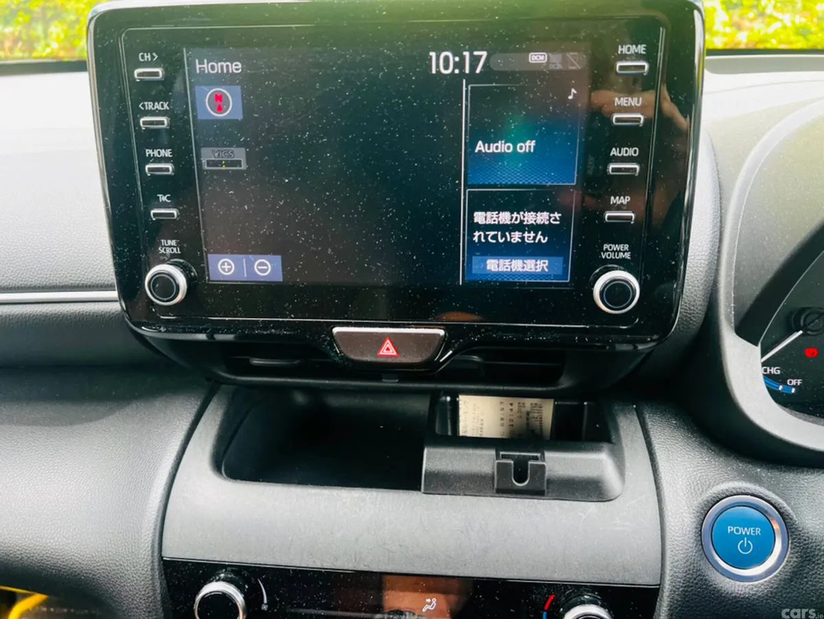 Toyota Yaris Cross Hatchback, Petrol Hybrid, 2023, Yellow